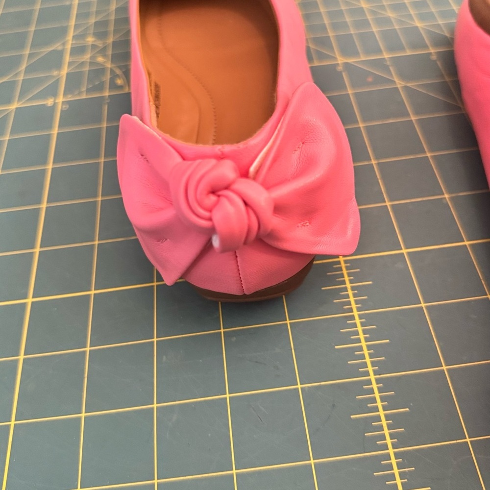NWOT Comfortview Vibrant Pink Loafers - Picture 5 of 5